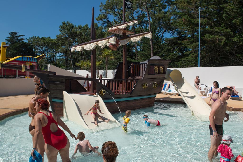 Camping L'Ocean Brem-Sur-Mer Luaran gambar
